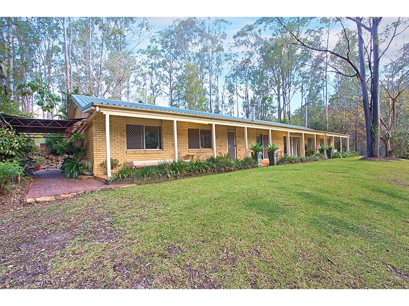 82 Collins Street, Upper Caboolture QLD 4510