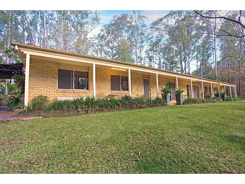 82 Collins Street, Upper Caboolture QLD 4510