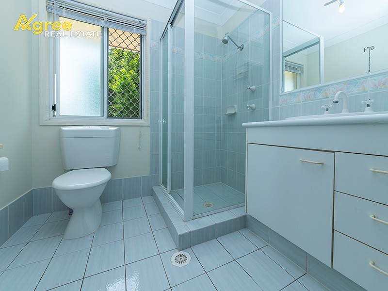 138 Relesah Drive, Ningi QLD 4511