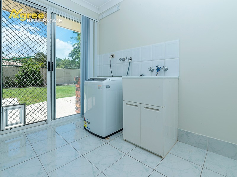138 Relesah Drive, Ningi QLD 4511