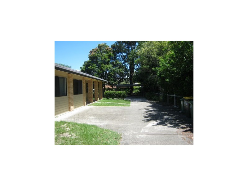 Unit 1 68 James Road, Beachmere QLD 4510