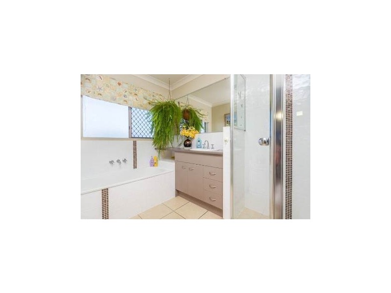 145 Cocos Drive, Ningi QLD 4511