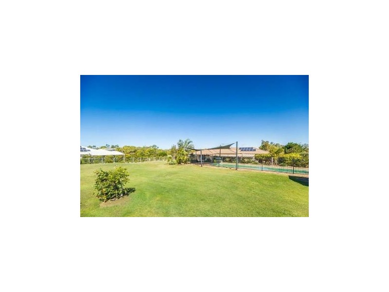 145 Cocos Drive, Ningi QLD 4511