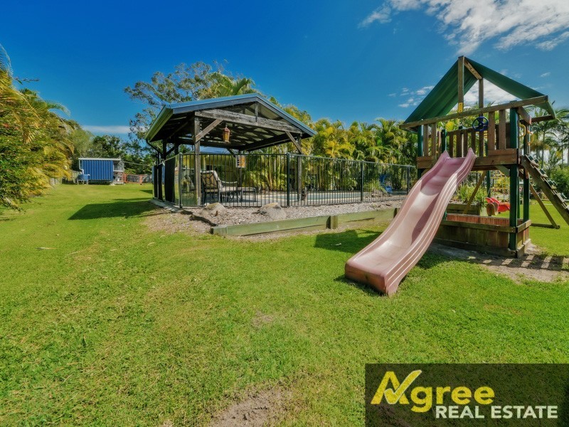 21 Sunny Court, Ningi QLD 4511