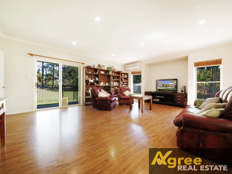 21 Sunny Court, Ningi QLD 4511