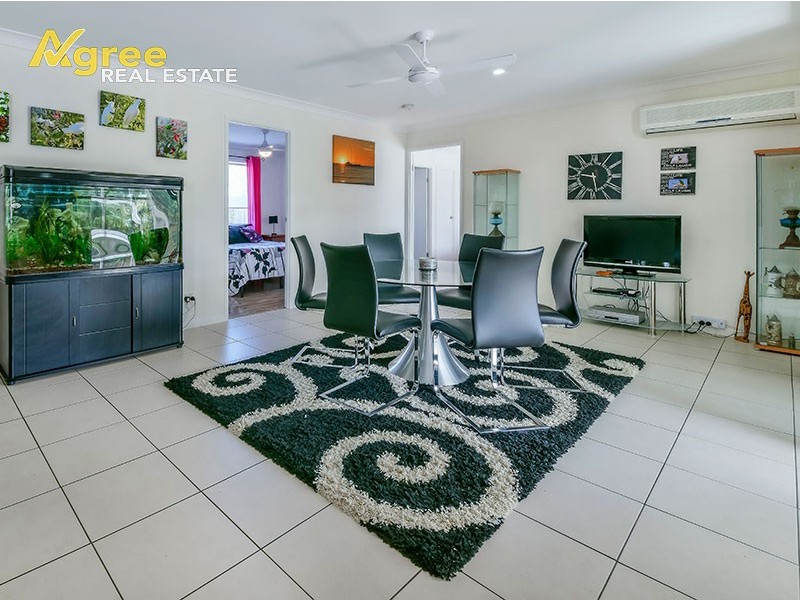 2 Yaraan Crescent, Beachmere QLD 4510