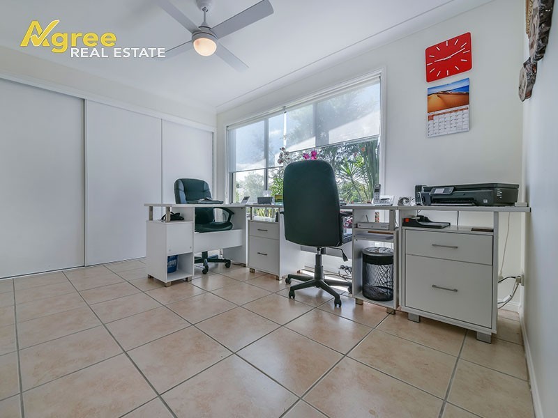2 Yaraan Crescent, Beachmere QLD 4510