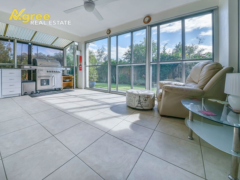 2 Yaraan Crescent, Beachmere QLD 4510