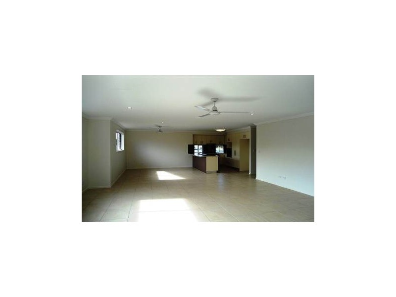 6 Sinclair Place, Ningi QLD 4511