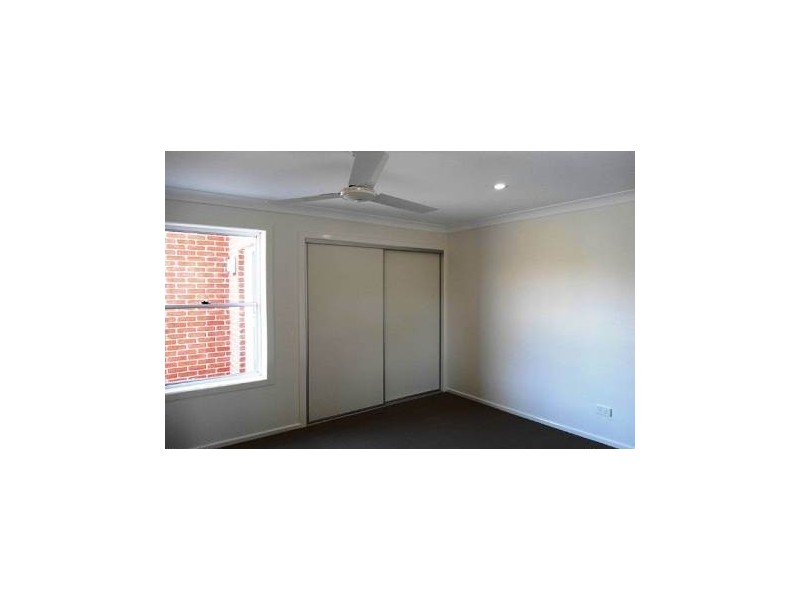6 Sinclair Place, Ningi QLD 4511