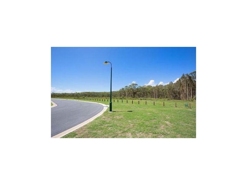 6 Sinclair Place, Ningi QLD 4511