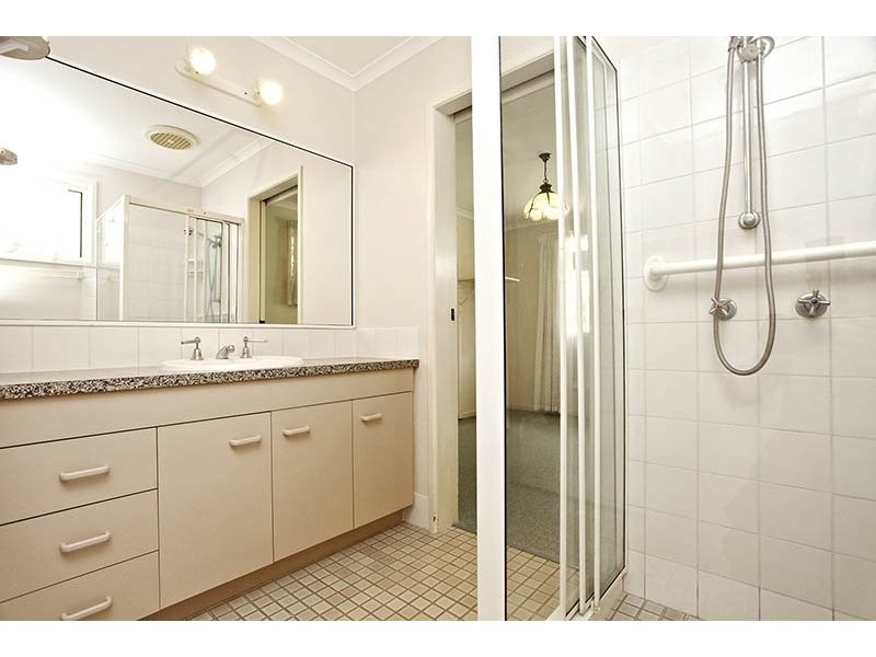 14-16 Taksan Place, Ningi QLD 4511