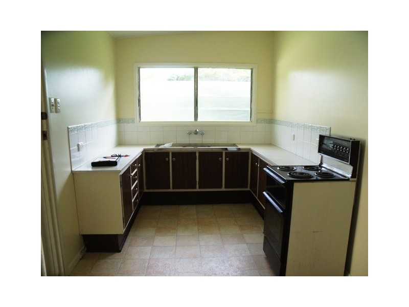 4 Hillcrest Avenue, Caboolture QLD 4510