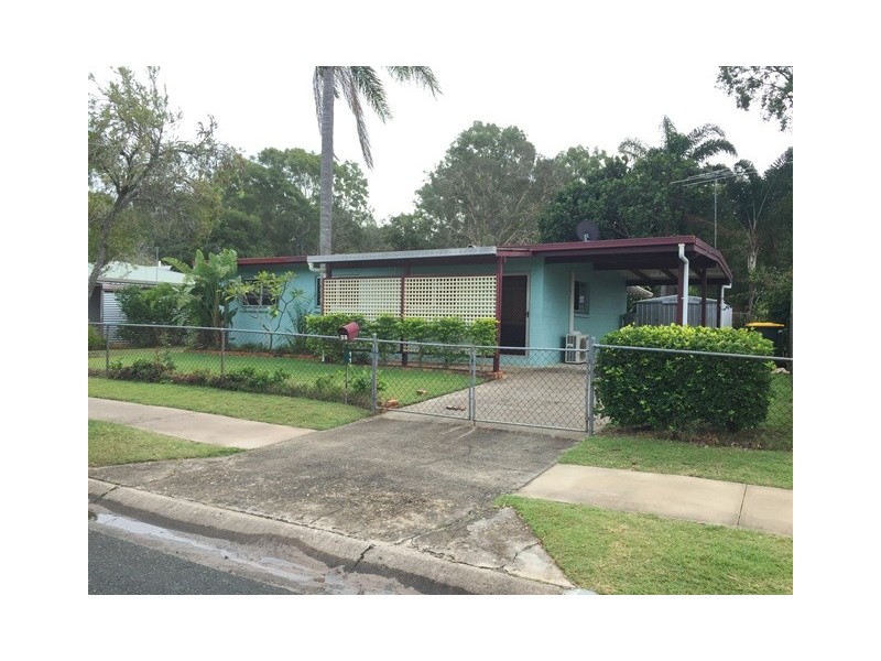 11 Patrick Street, Beachmere QLD 4510