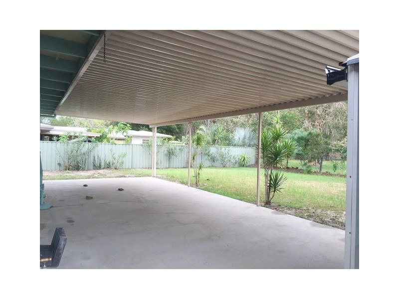 11 Patrick Street, Beachmere QLD 4510