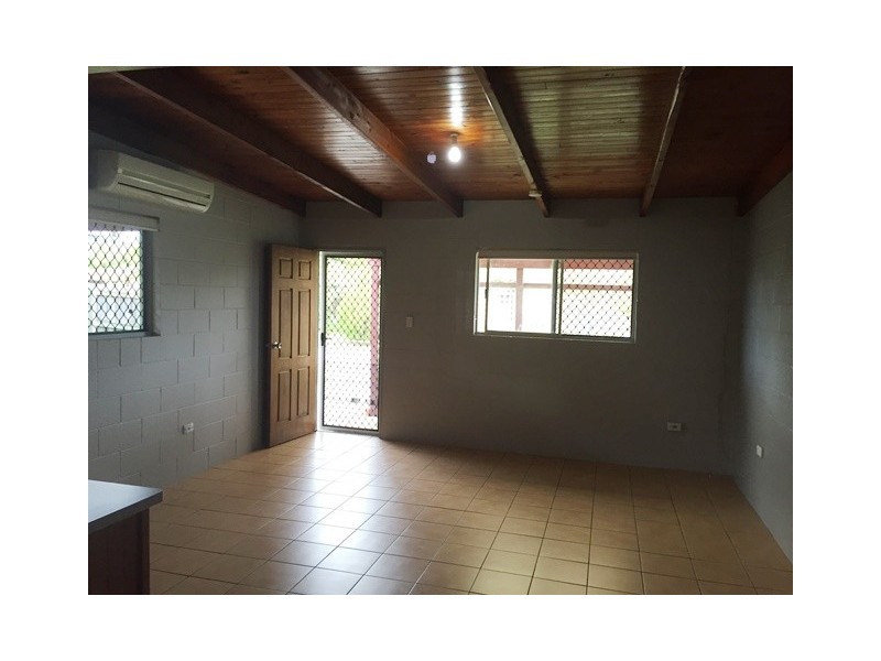 11 Patrick Street, Beachmere QLD 4510