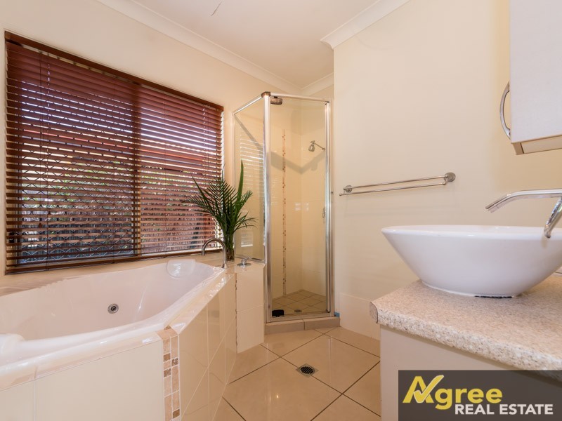 58 Ningi Esplanade, Ningi QLD 4511