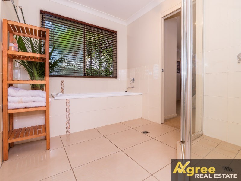 58 Ningi Esplanade, Ningi QLD 4511