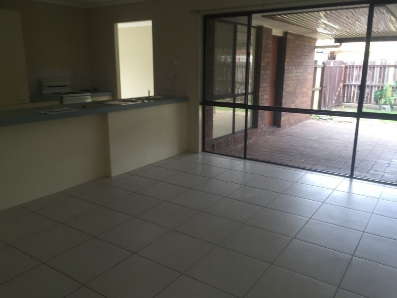 7 Phoenix Avenue, Bongaree QLD 4507