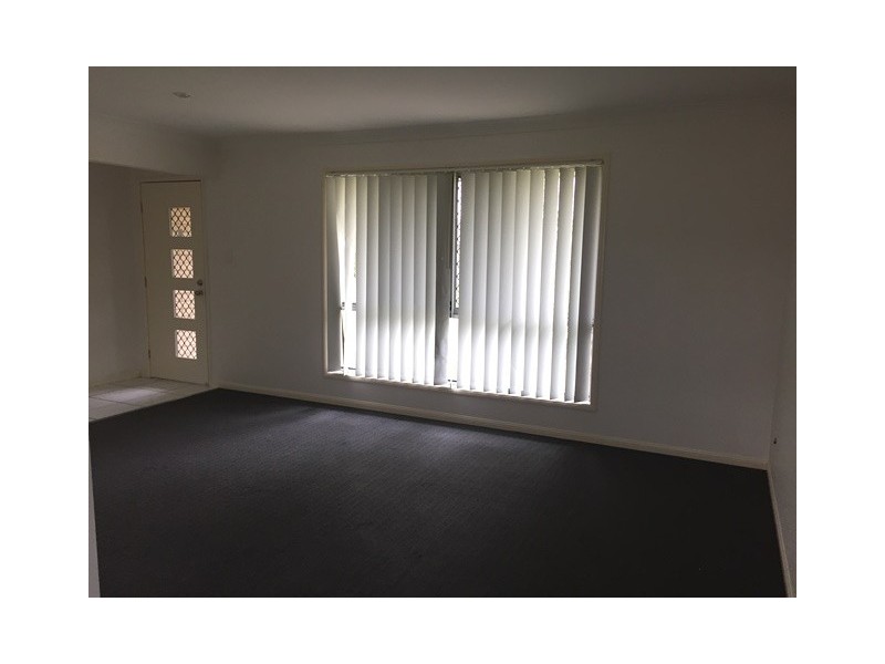 22 Grassdale Crescent, Morayfield QLD 4506