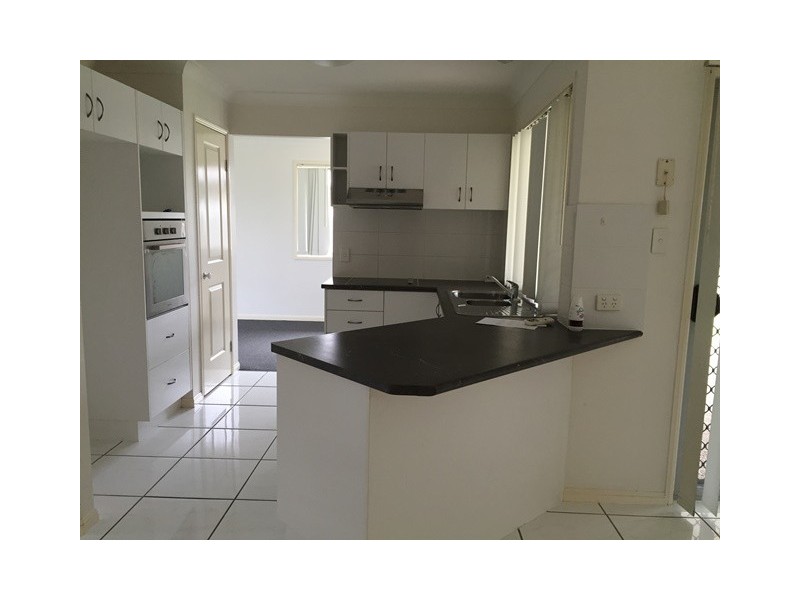 22 Grassdale Crescent, Morayfield QLD 4506