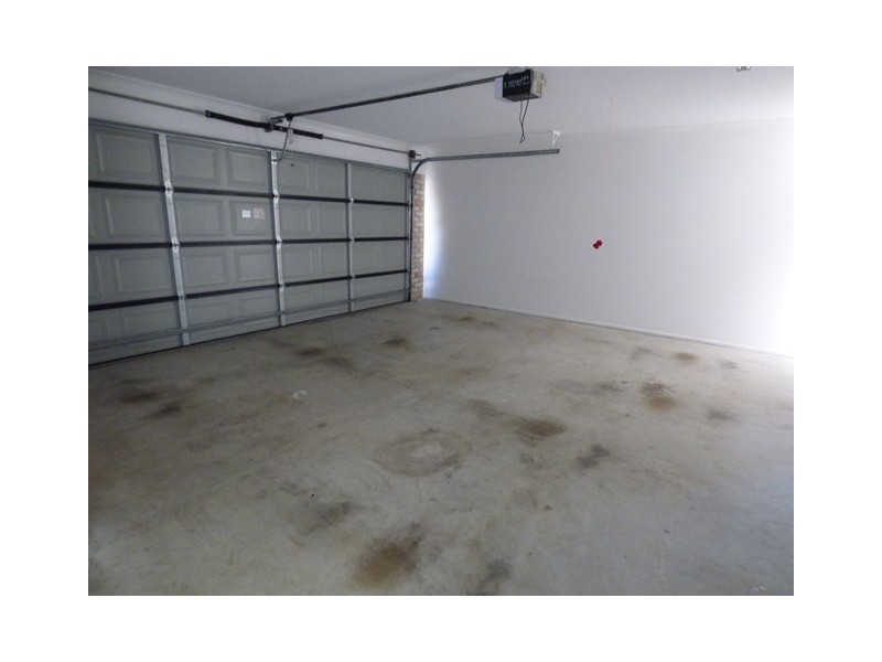 307 Bestman Road, Sandstone Point QLD 4511