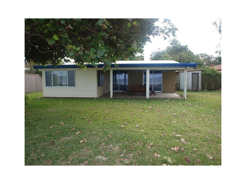 46 Bayside Drive, Beachmere QLD 4510