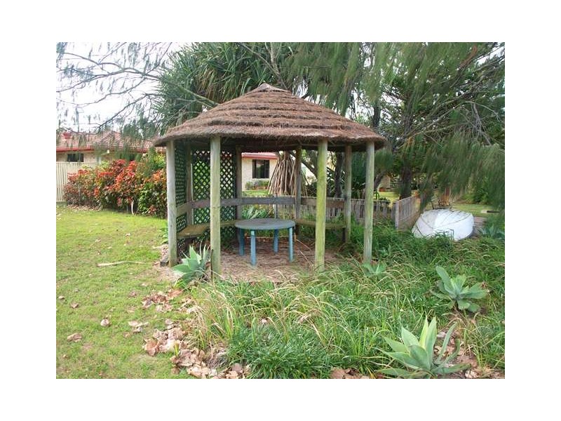 46 Bayside Drive, Beachmere QLD 4510