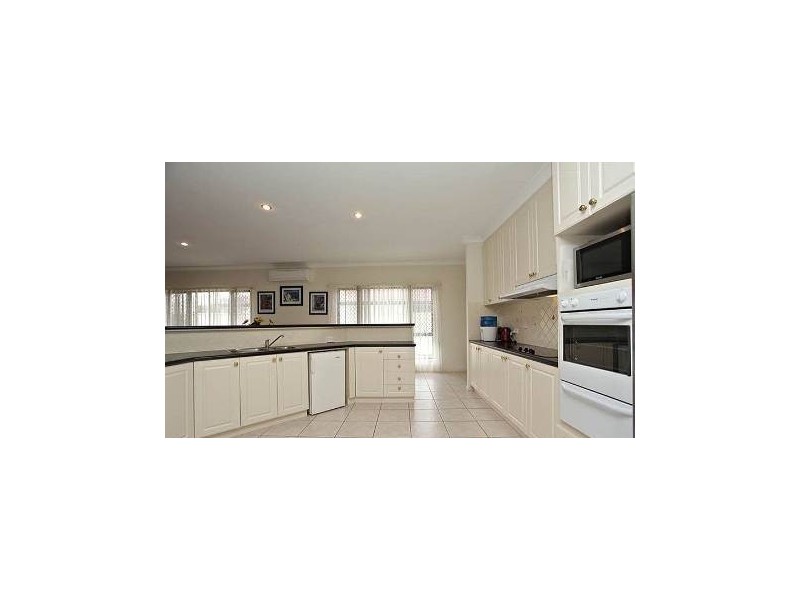 129 Endeavour Drive, Banksia Beach QLD 4507