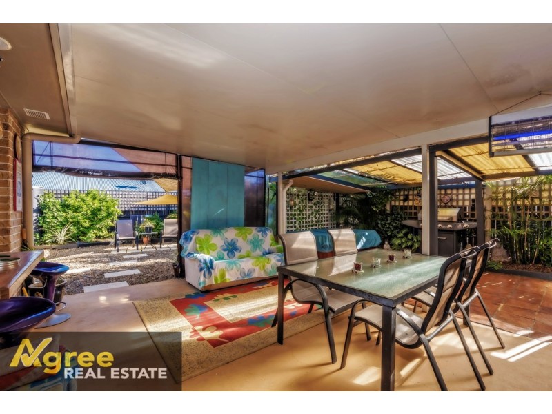 3 Rowan Lane, Ningi QLD 4511