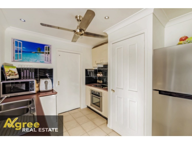 3 Rowan Lane, Ningi QLD 4511