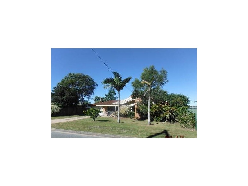 30 Patrick Street, Beachmere QLD 4510