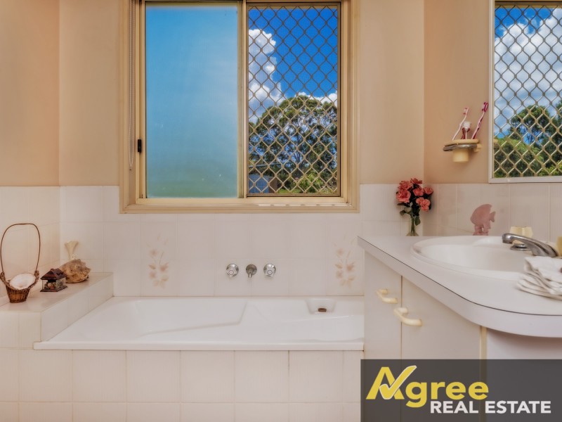 57-59 Bernborough Way, Ningi QLD 4511