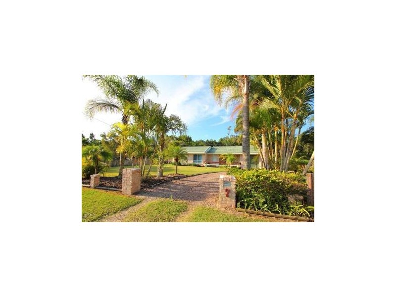 7 Snowgum Court, Ningi QLD 4511