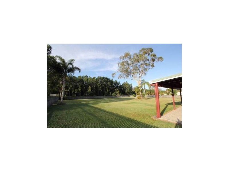 7 Snowgum Court, Ningi QLD 4511