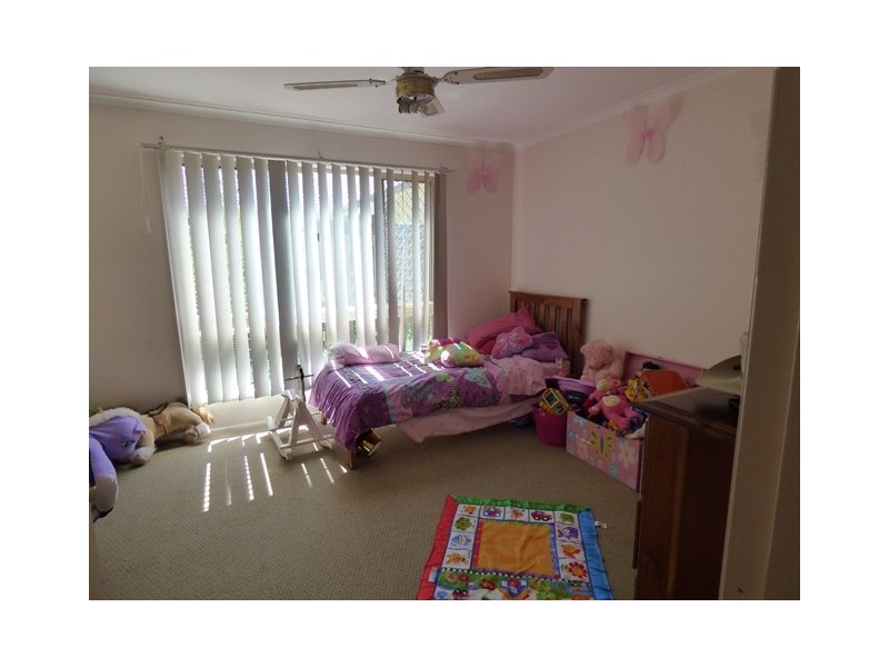 31 Kunde Street, Beachmere QLD 4510