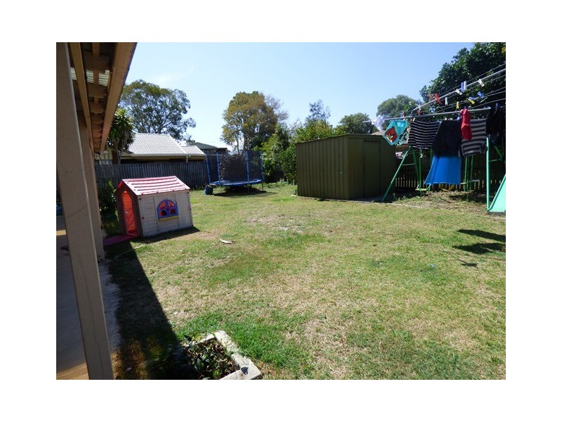 31 Kunde Street, Beachmere QLD 4510