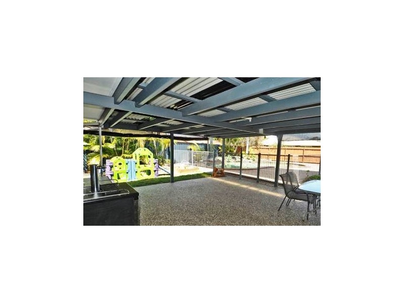 4 Violet Court, Bongaree QLD 4507