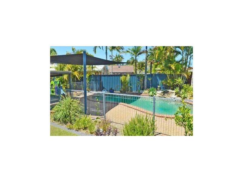 4 Violet Court, Bongaree QLD 4507