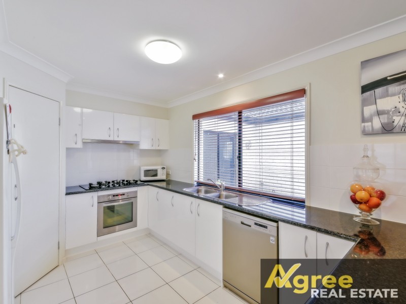 24 Gecko Place, Ningi QLD 4511