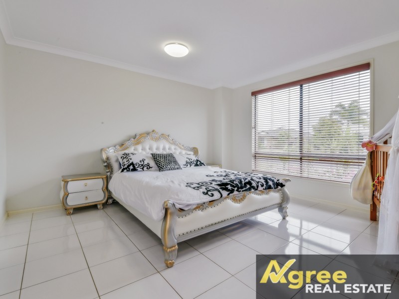 24 Gecko Place, Ningi QLD 4511