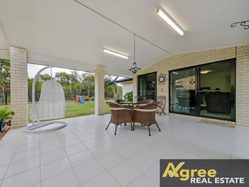 24 Gecko Place, Ningi QLD 4511
