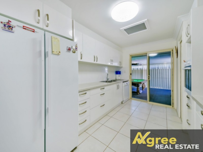 4 Wallum Close, Ningi QLD 4511