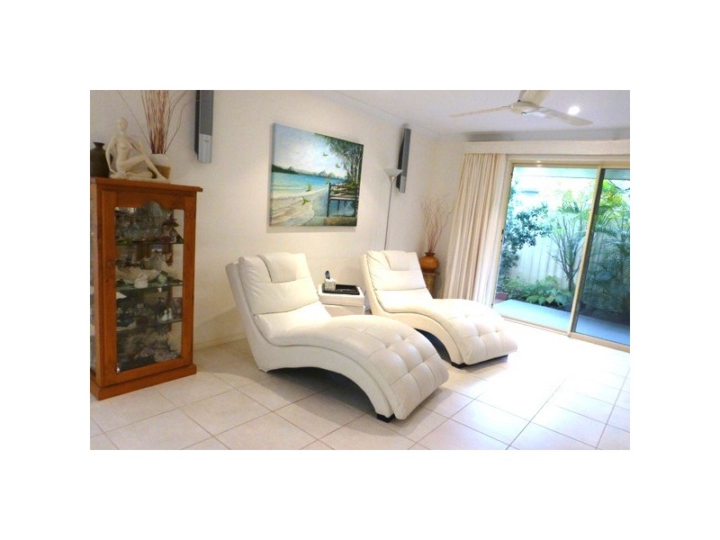 4 Wallum Close, Ningi QLD 4511