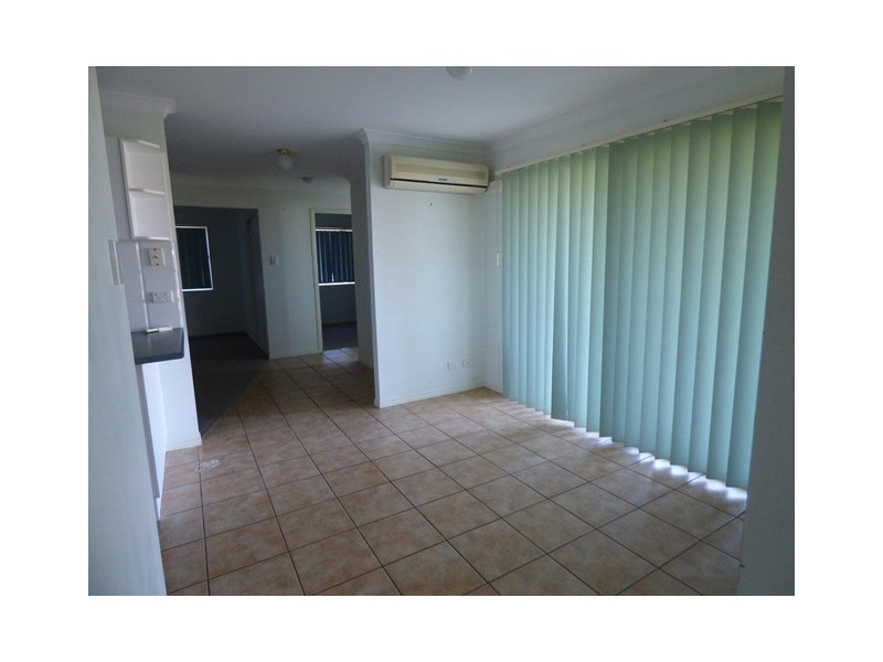 40 Columbia Drive, Beachmere QLD 4510