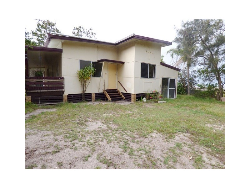 77 North Street, Woorim QLD 4507