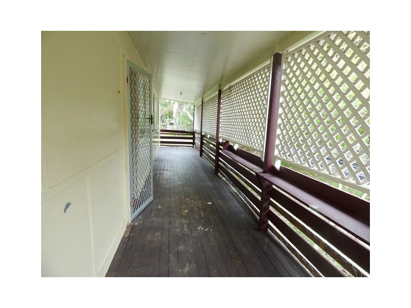 77 North Street, Woorim QLD 4507