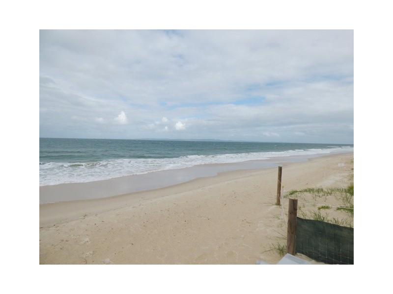 77 North Street, Woorim QLD 4507