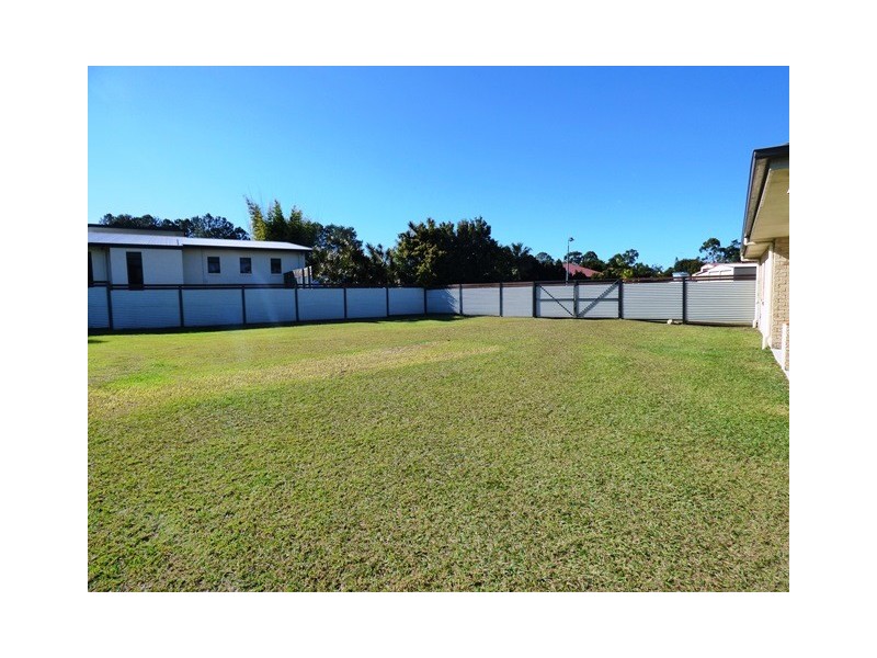 3 Wattle Grove Drive, Ningi QLD 4511