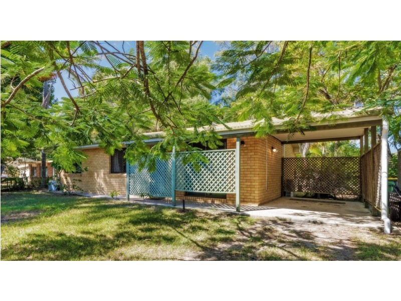 18 Progress Avenue, Beachmere QLD 4510